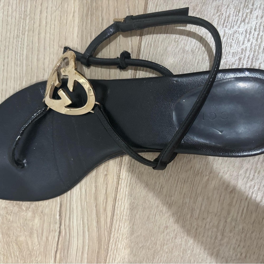 Gucci interlocking gold G logo sandal Black t leather straps - Picture 7 of 8